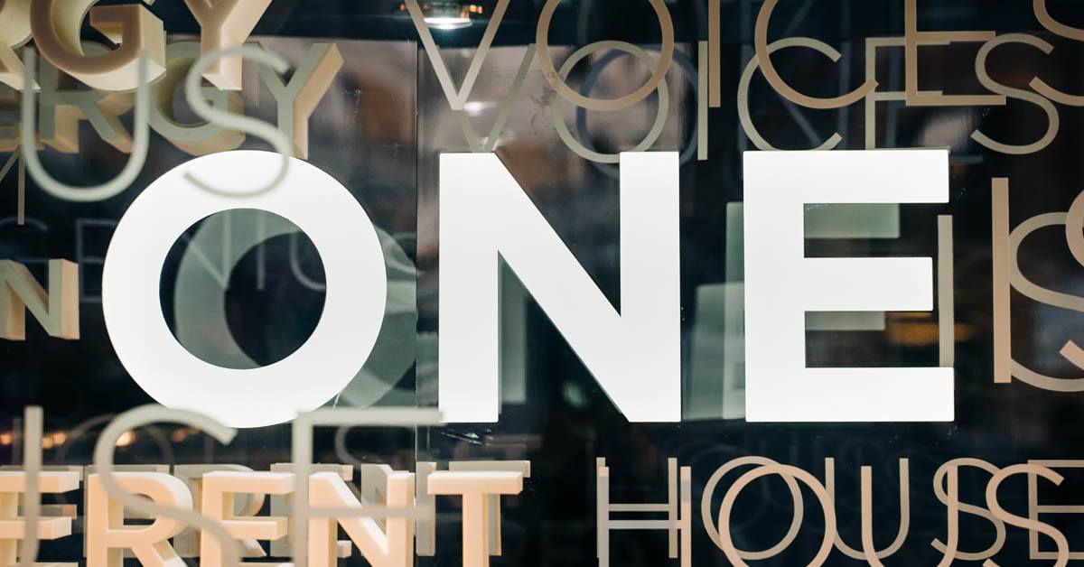 Αυτοκόλλητα Γράμματα Μονόχρωμα